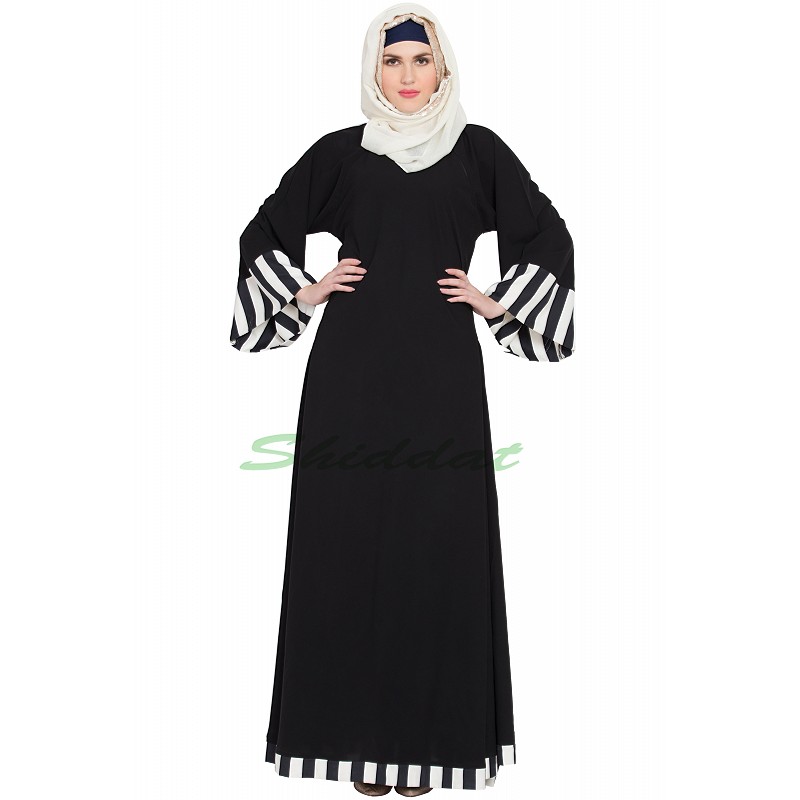 Abaya in black color A line burqa with bell sleeves Burqa